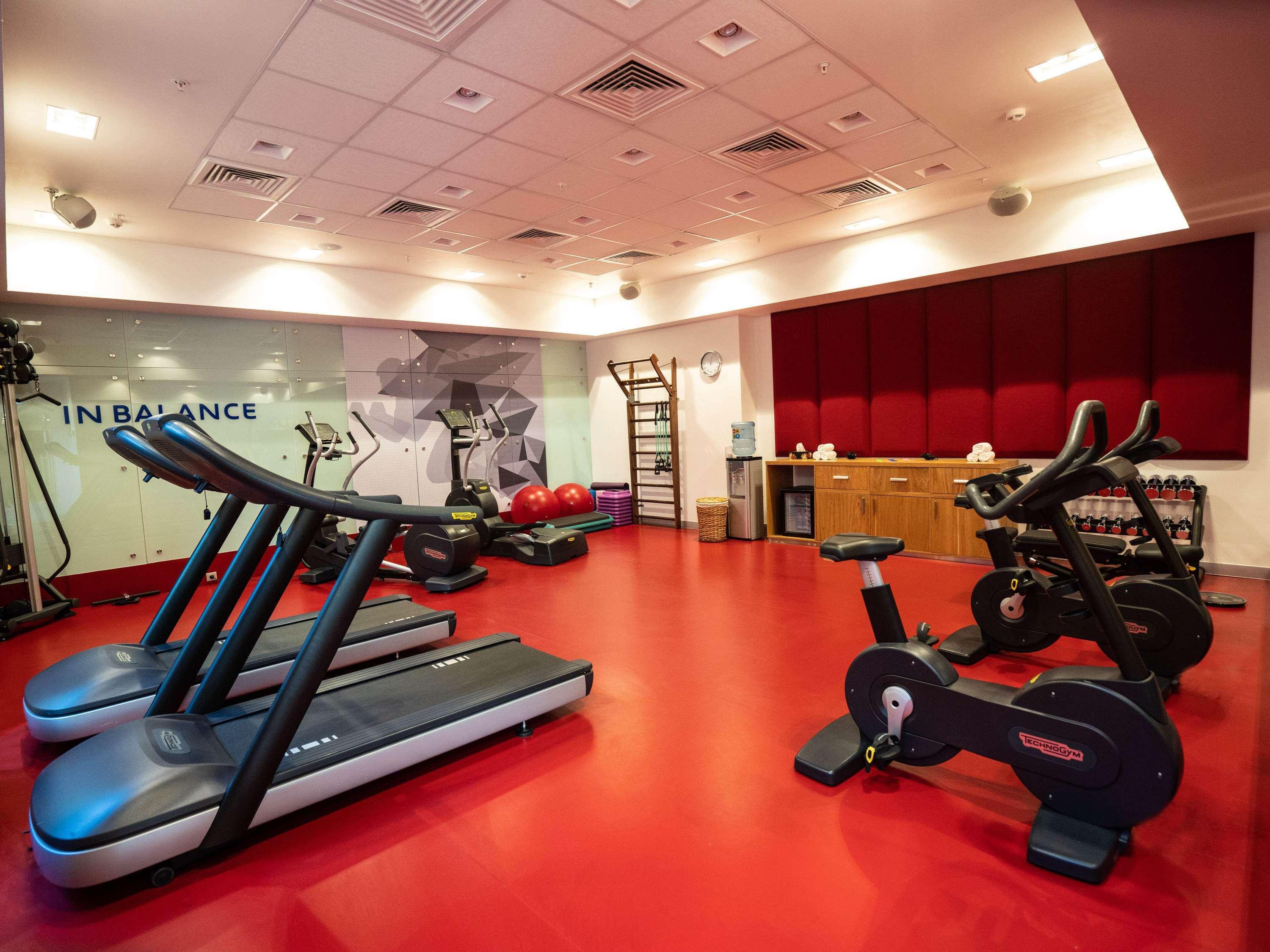 Novotel Almaty City Center Екстериор снимка