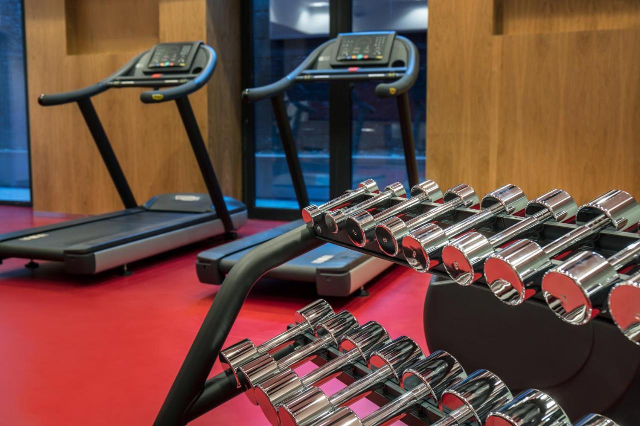 Novotel Almaty City Center Екстериор снимка