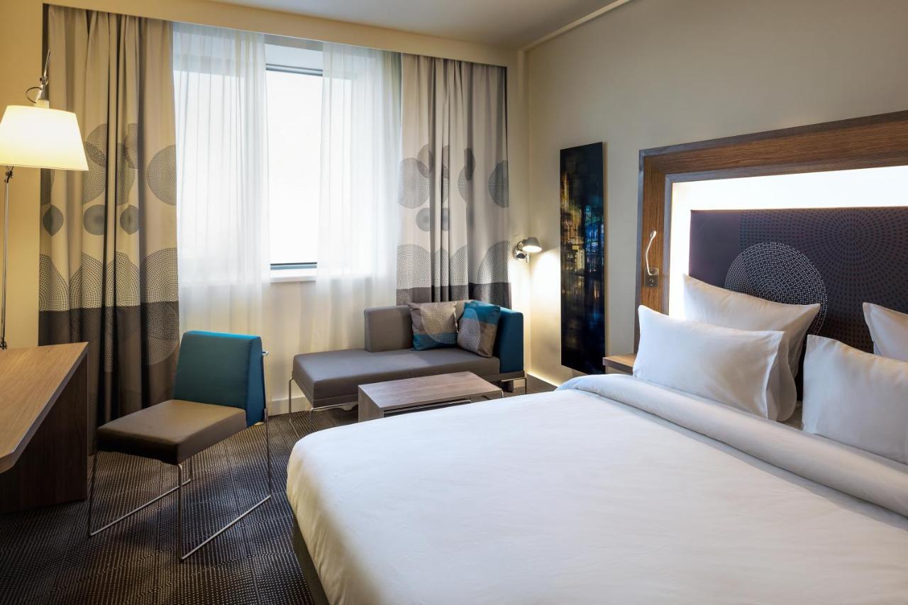 Novotel Almaty City Center Екстериор снимка