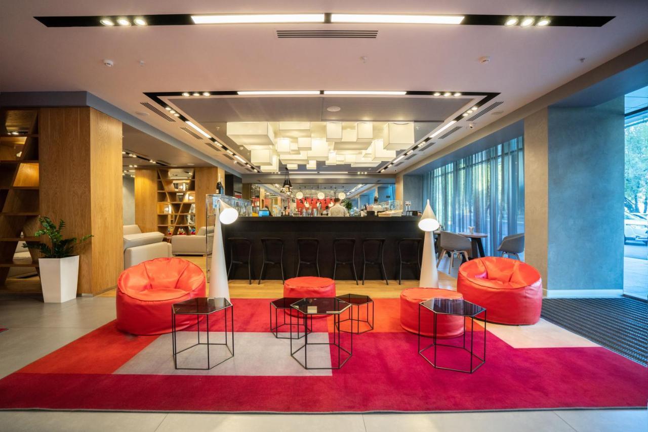Novotel Almaty City Center Екстериор снимка